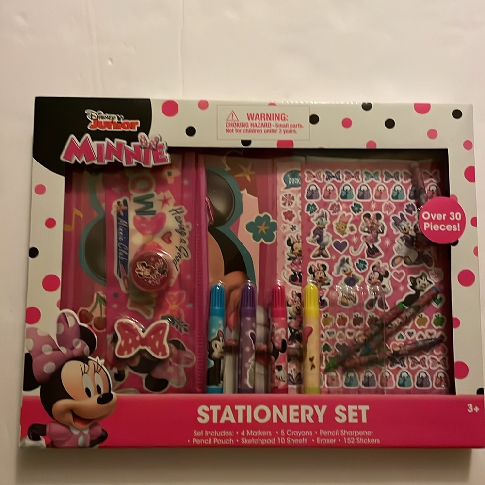 Minnie Mouse  set: markers, crayons, sharpener, pouch, eraser, stickers, sheets